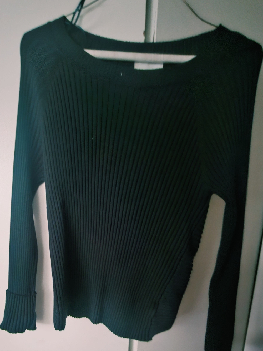 Women's Ribbed Long-Sleeve Sweater -V Kneck In Back Looks Great On!